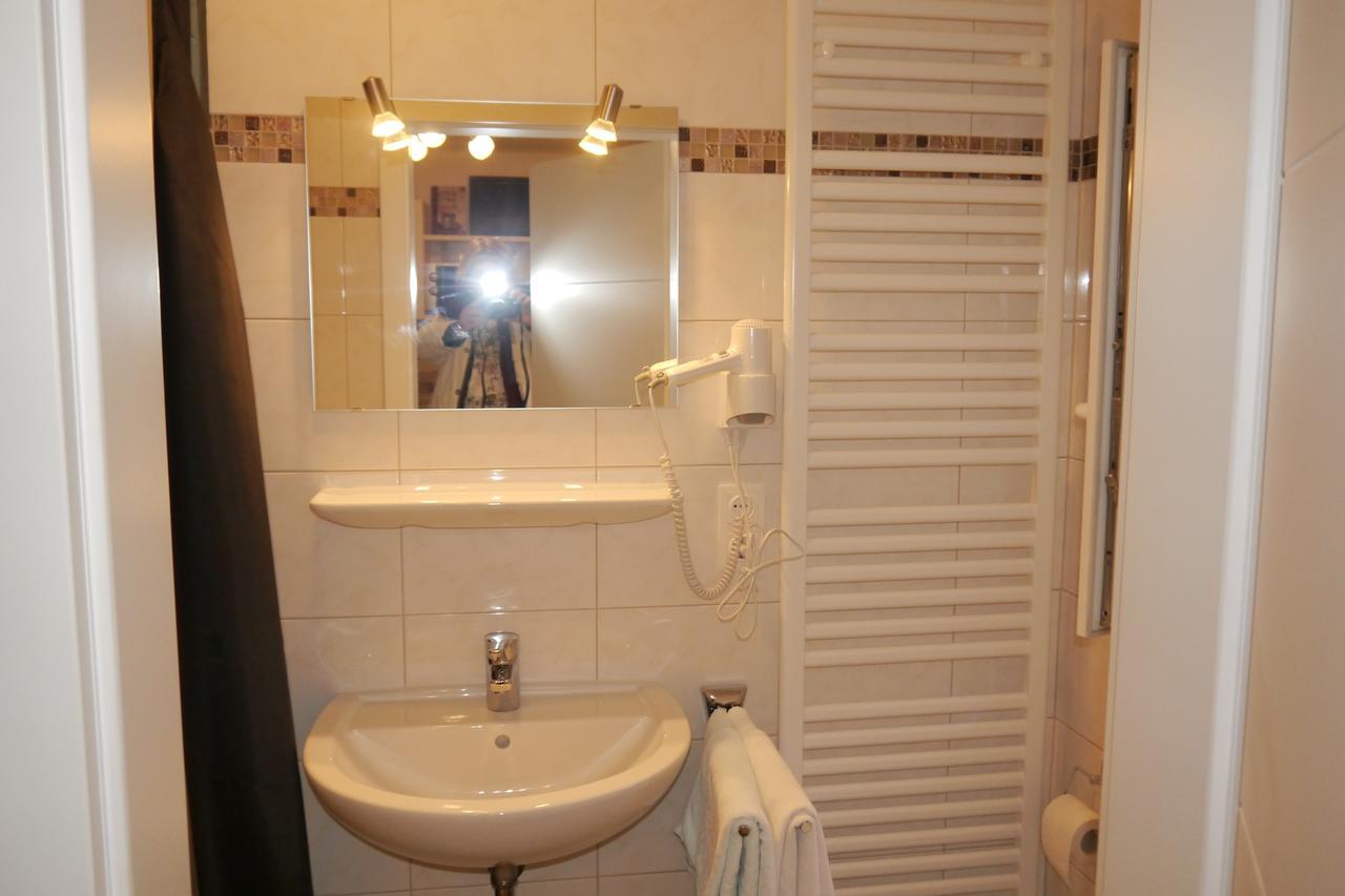 Hotel Haus Wittwer Emden Dış mekan fotoğraf